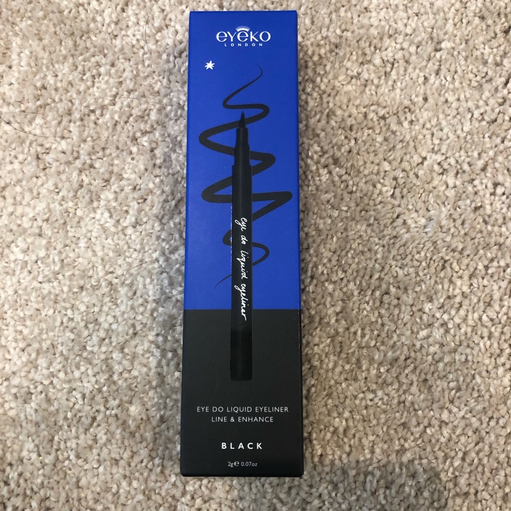 Eye liner